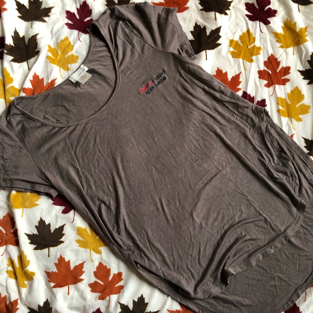 Wet Seal Graphic Tee